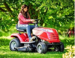 Side Discharge & Mulching  Garden Tractor (Petrol)